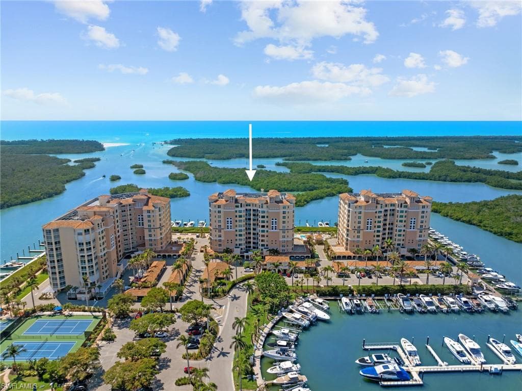 435 Dockside Dr A804, Naples, FL 34110-51