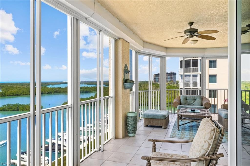 435 Dockside Dr A804, Naples, FL 34110-7