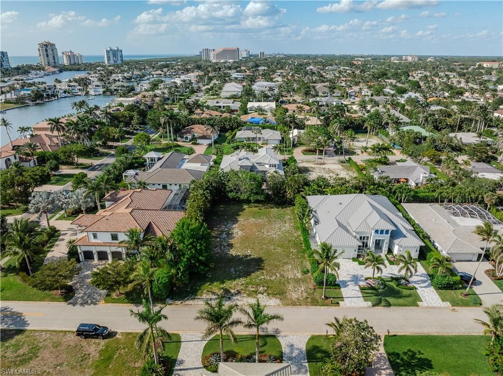 505 Turtle Hatch Rd, Naples, FL 34103-3