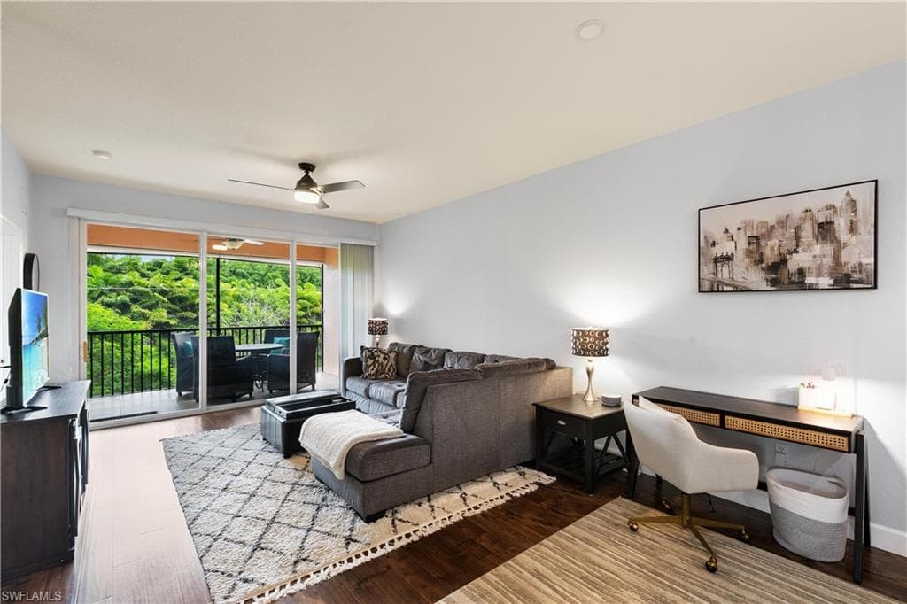 10021 Heather Ln 803, Naples, FL 34119-10