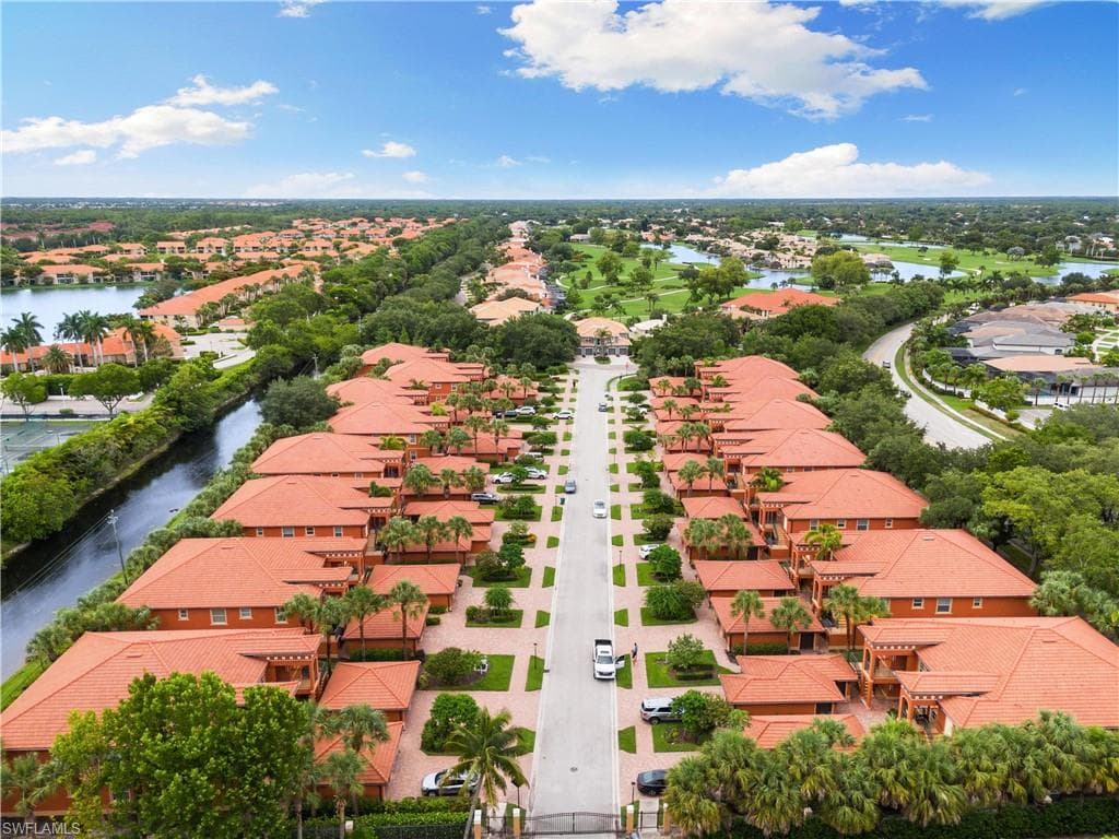 10021 Heather Ln 803, Naples, FL 34119-24