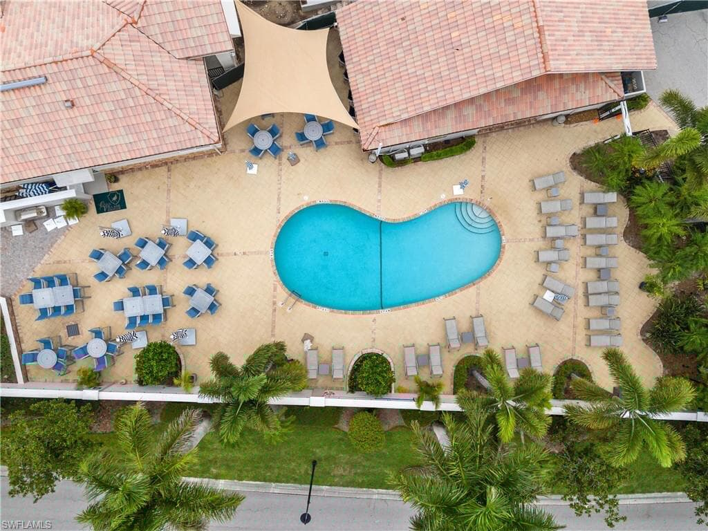10021 Heather Ln 803, Naples, FL 34119-28