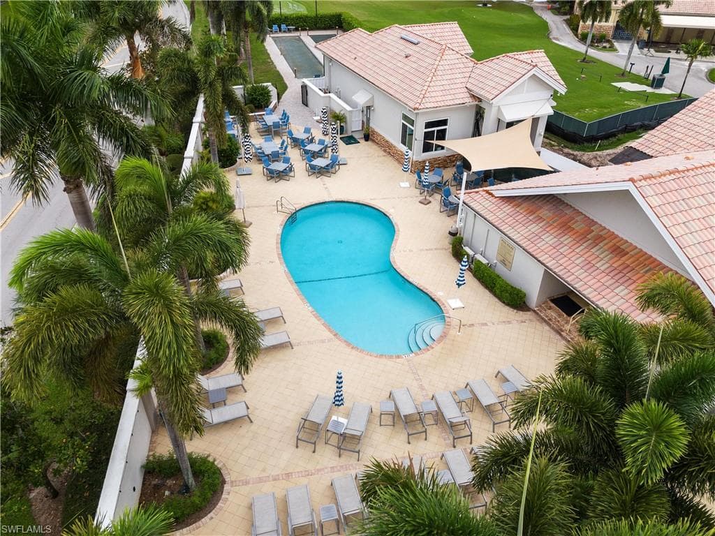 10021 Heather Ln 803, Naples, FL 34119-29