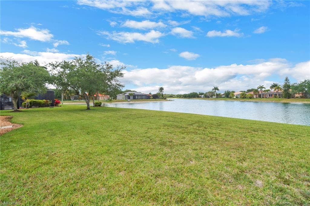 3283 Potomac Ct, Naples, FL 34120-27
