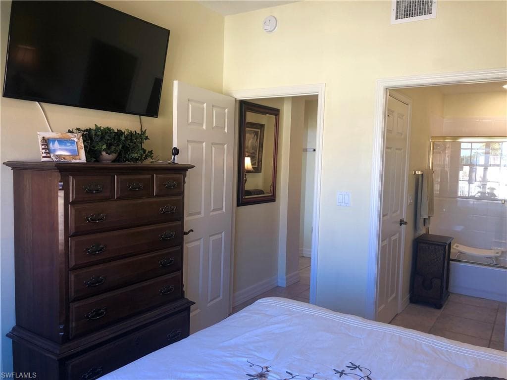 451 Bayfront Pl 5311, Naples, FL 34102-32