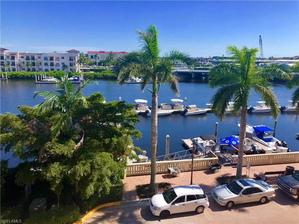 451 Bayfront Pl 5311, Naples, FL 34102-4