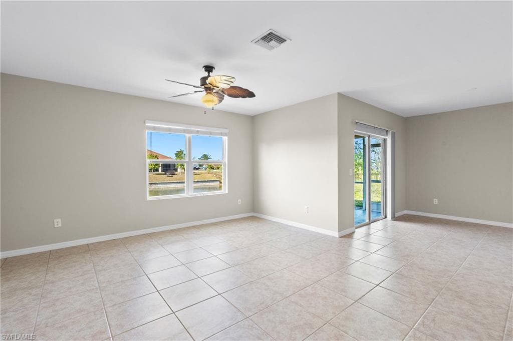 321 23rd Ter, Cape Coral, FL 33991-8