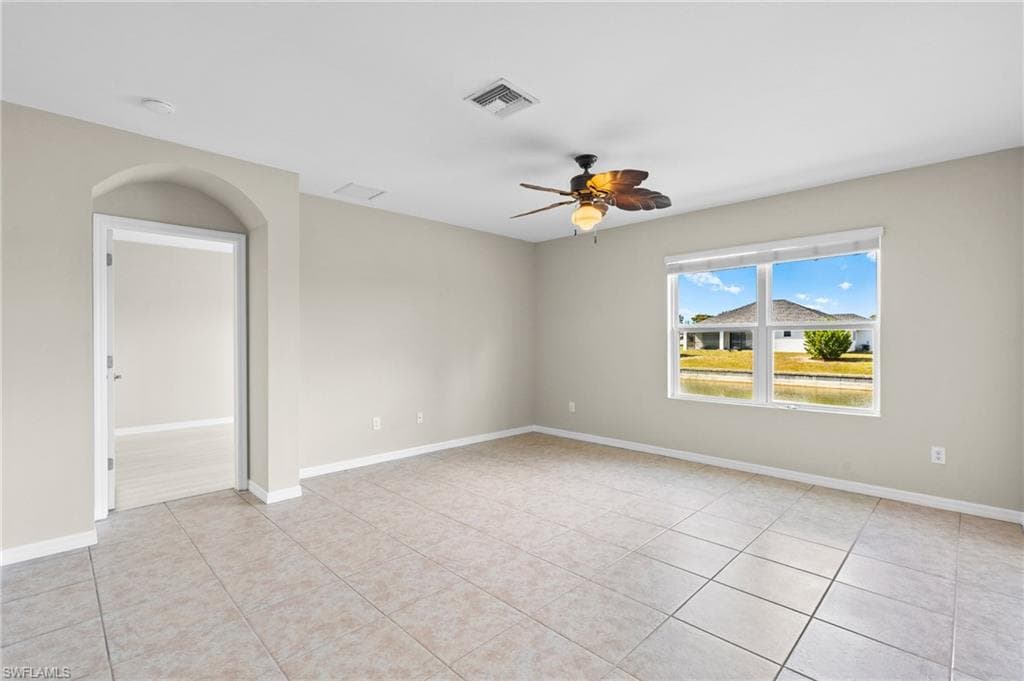 321 23rd Ter, Cape Coral, FL 33991-10