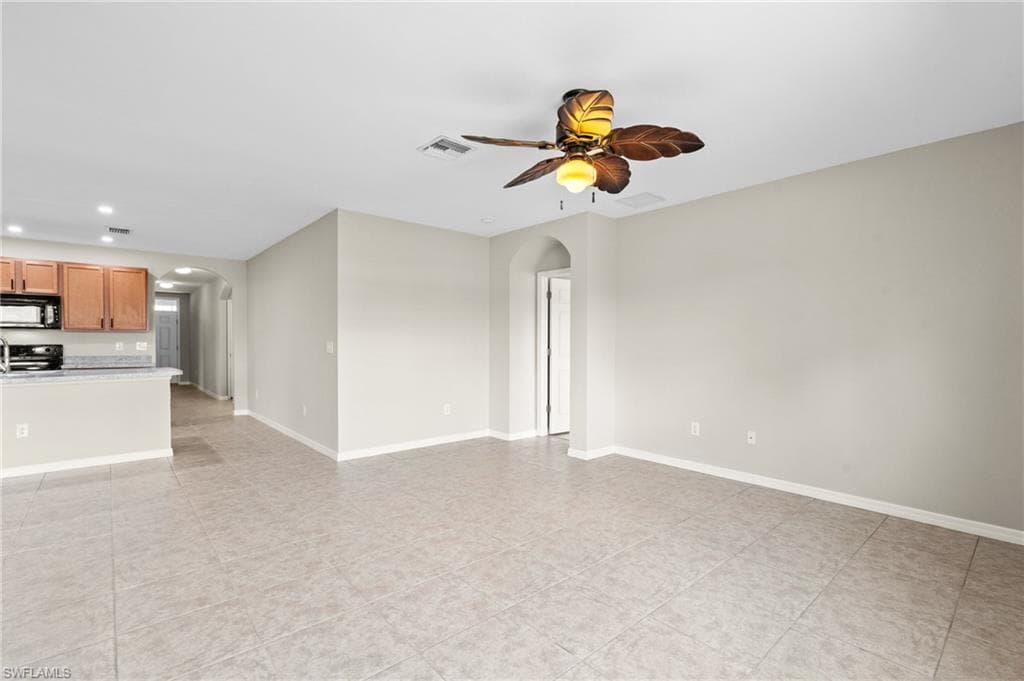 321 23rd Ter, Cape Coral, FL 33991-11