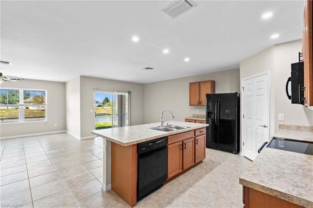 321 23rd Ter, Cape Coral, FL 33991-17