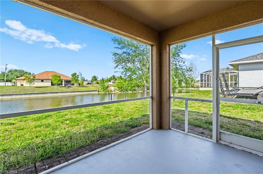 321 23rd Ter, Cape Coral, FL 33991-37
