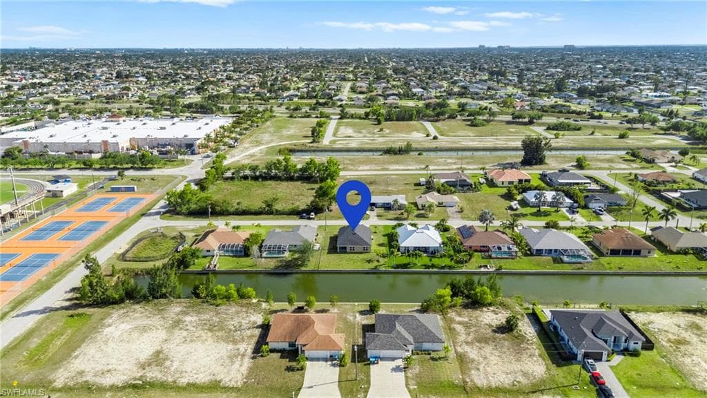 321 23rd Ter, Cape Coral, FL 33991-42