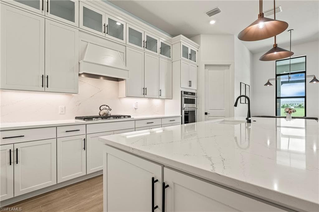 1784 Palomar Ter, Naples, FL 34120-13