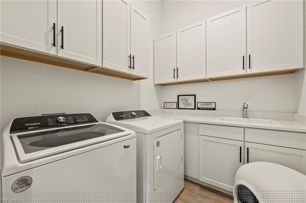 1784 Palomar Ter, Naples, FL 34120-33