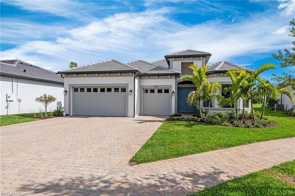 1784 Palomar Ter, Naples, FL 34120-3
