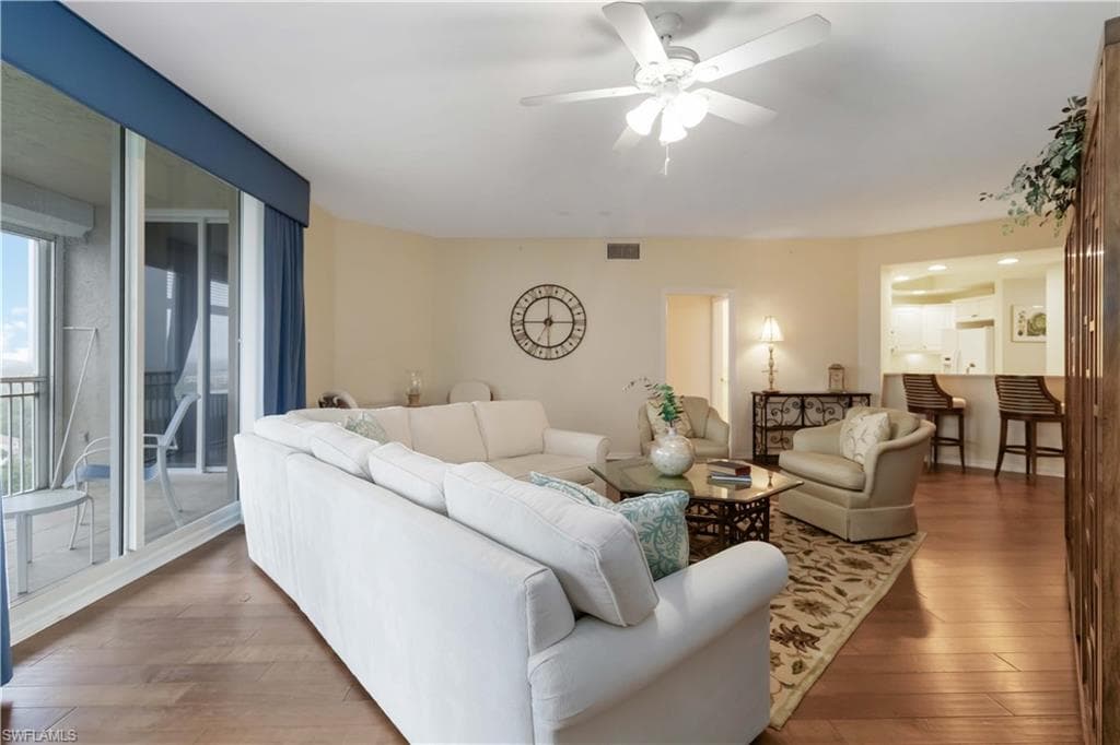 1001 Arbor Lake Dr 1207, Naples, FL 34110-4