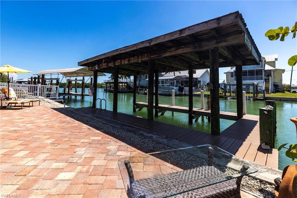 164 Trinidad St, Naples, FL 34113-19