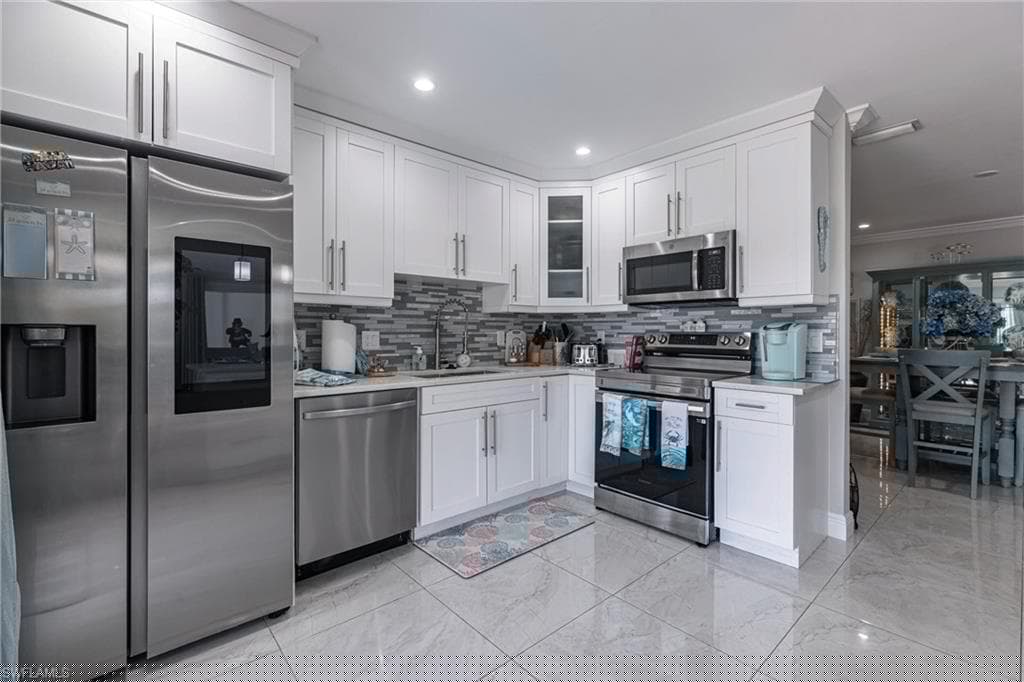 164 Trinidad St, Naples, FL 34113-27