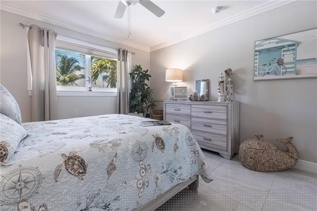 164 Trinidad St, Naples, FL 34113-38