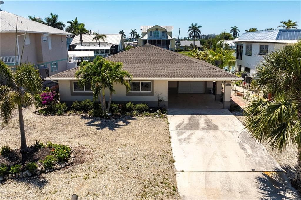 164 Trinidad St, Naples, FL 34113-42