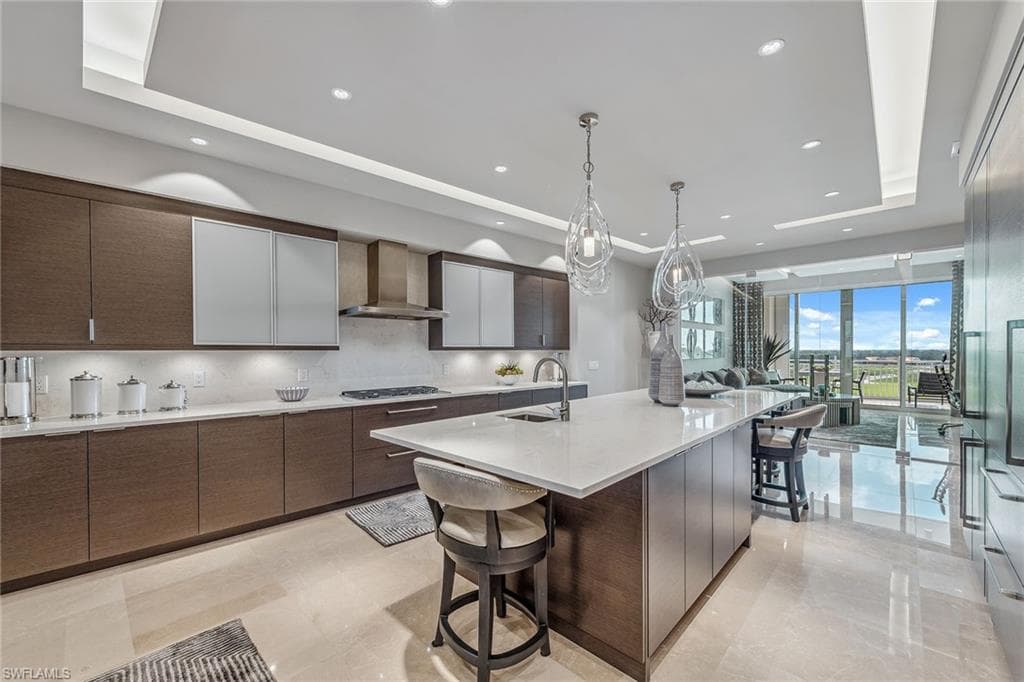 13665 Vanderbilt Dr 802, Naples, FL 34110-11