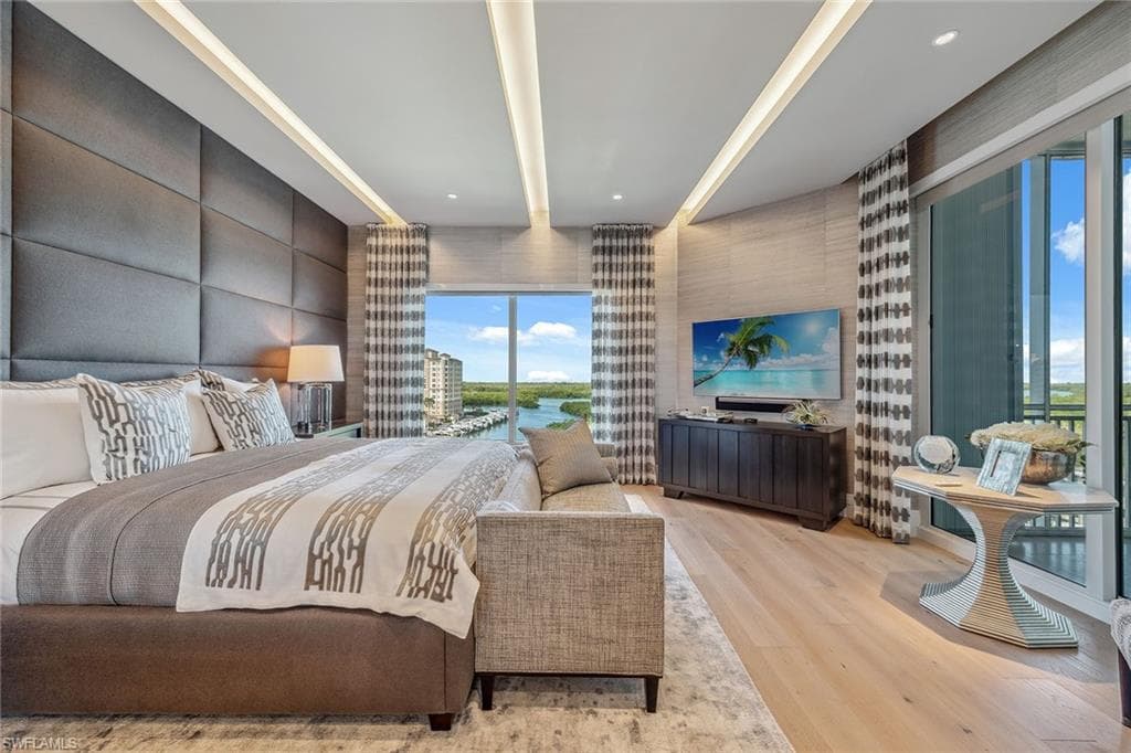 13665 Vanderbilt Dr 802, Naples, FL 34110-16