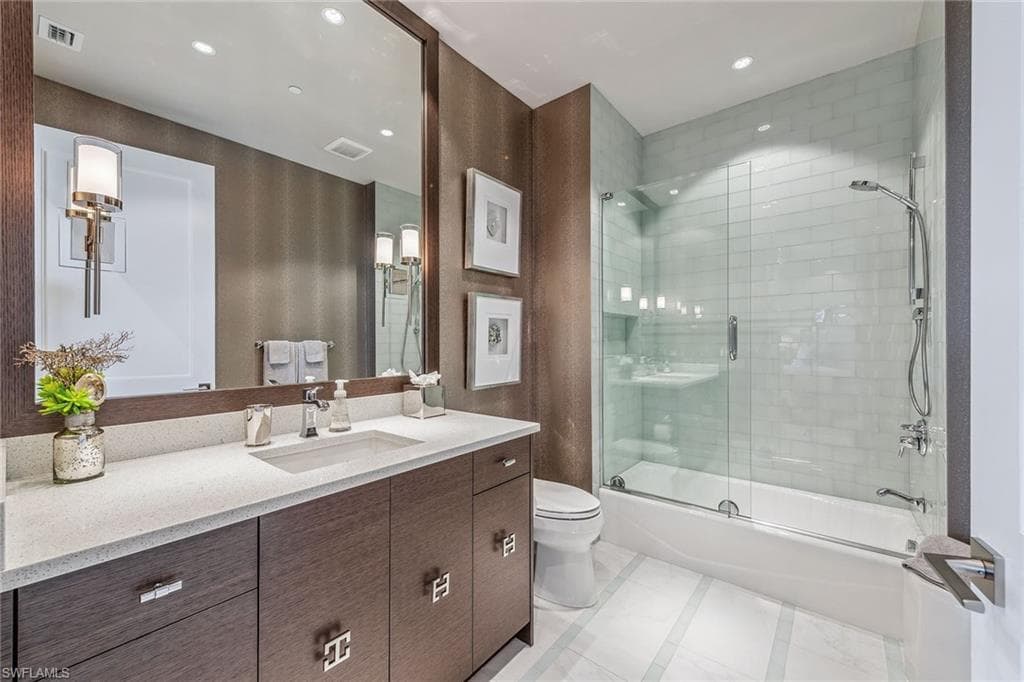 13665 Vanderbilt Dr 802, Naples, FL 34110-30