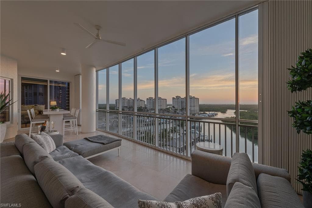 13665 Vanderbilt Dr 802, Naples, FL 34110-32