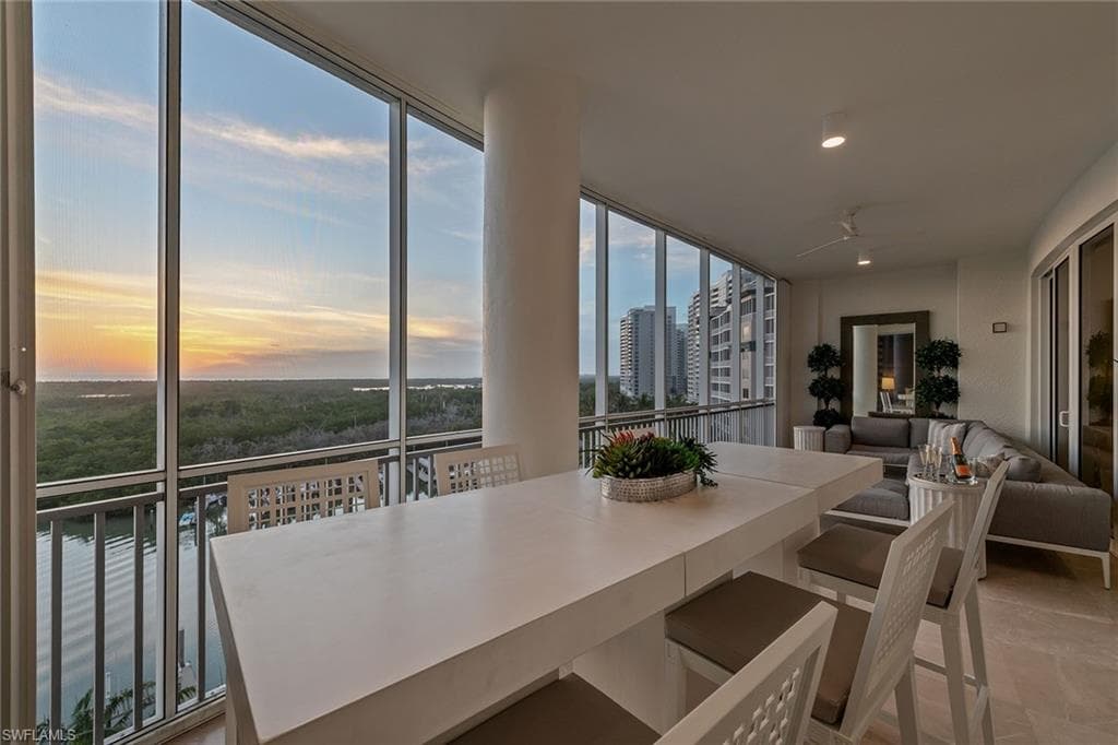 13665 Vanderbilt Dr 802, Naples, FL 34110-36