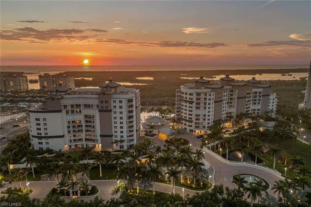 13665 Vanderbilt Dr 802, Naples, FL 34110-48