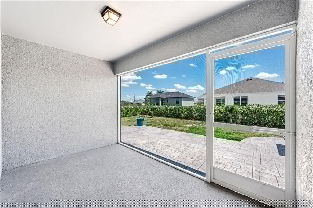 1319 14th Pl, Cape Coral, FL 33993-32