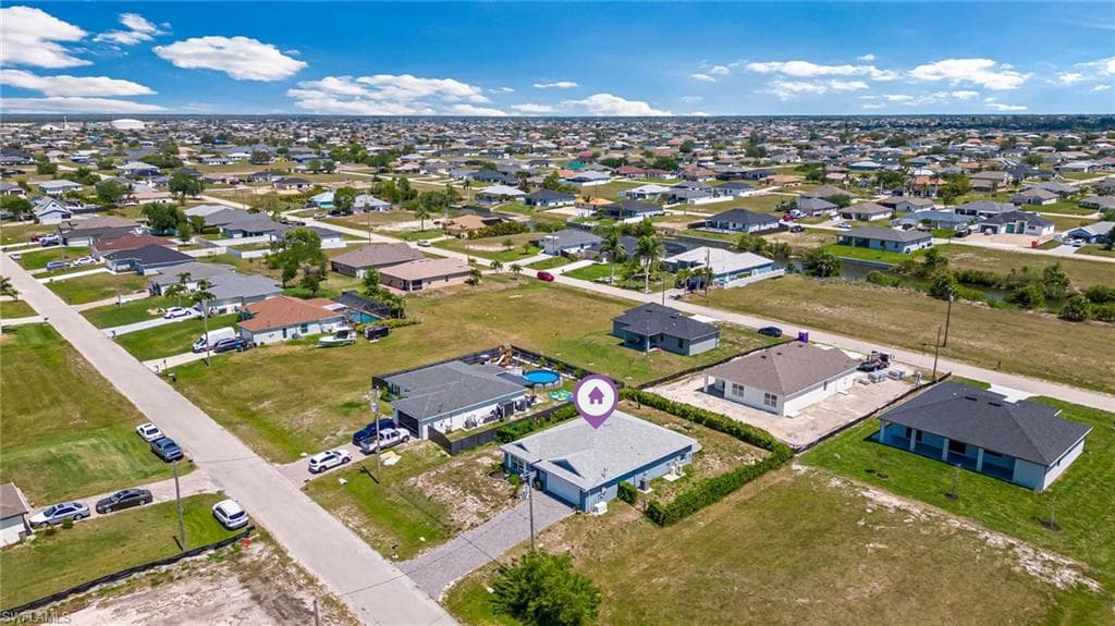 1319 14th Pl, Cape Coral, FL 33993-44