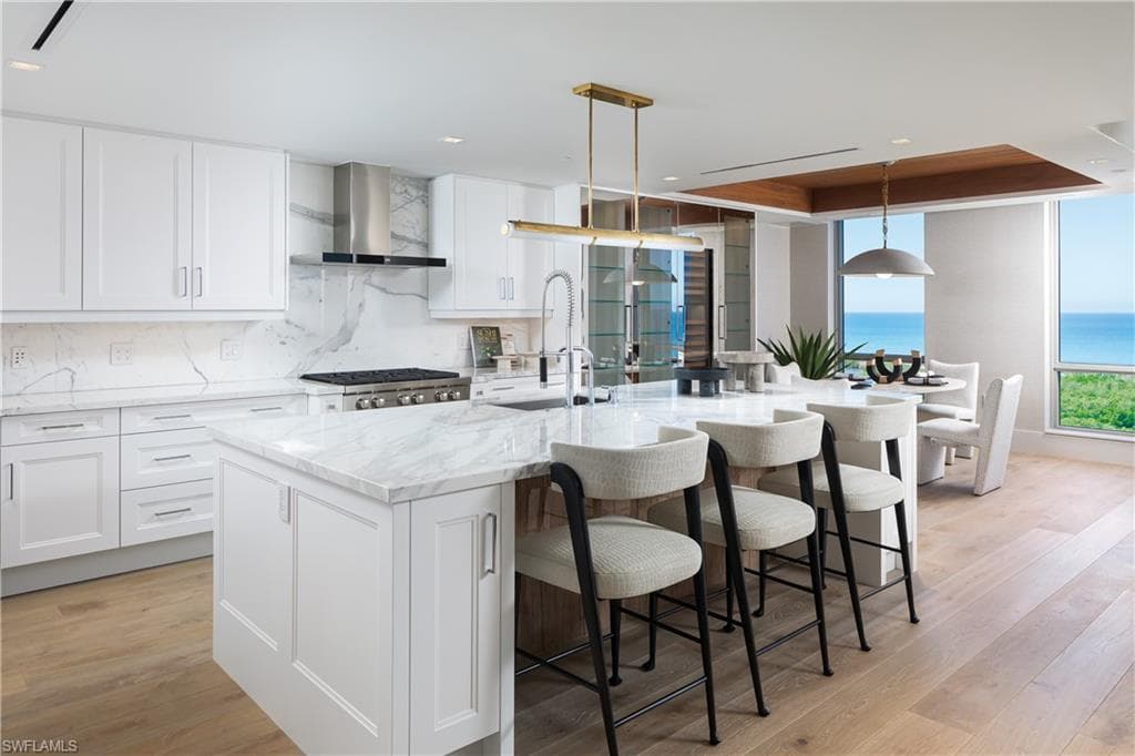 6897 Grenadier Blvd 1602, Naples, FL 34108-8