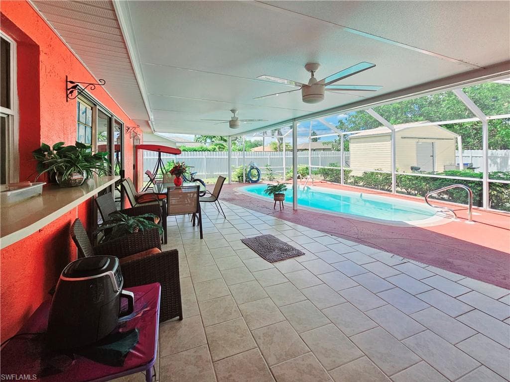 1117 35th Ter, Cape Coral, FL 33904-14