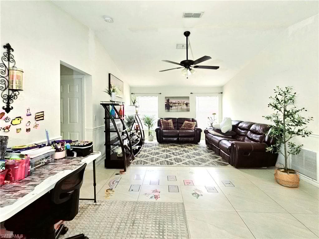 1117 35th Ter, Cape Coral, FL 33904-30