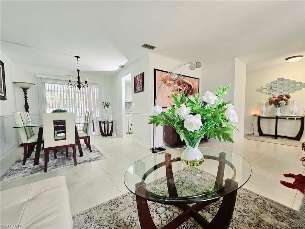 1117 35th Ter, Cape Coral, FL 33904-31
