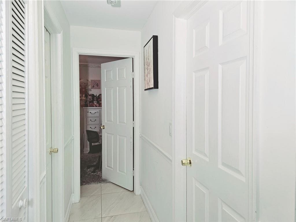 1117 35th Ter, Cape Coral, FL 33904-40