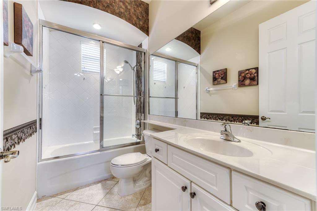6861 Bent Grass Dr, Naples, FL 34113-25