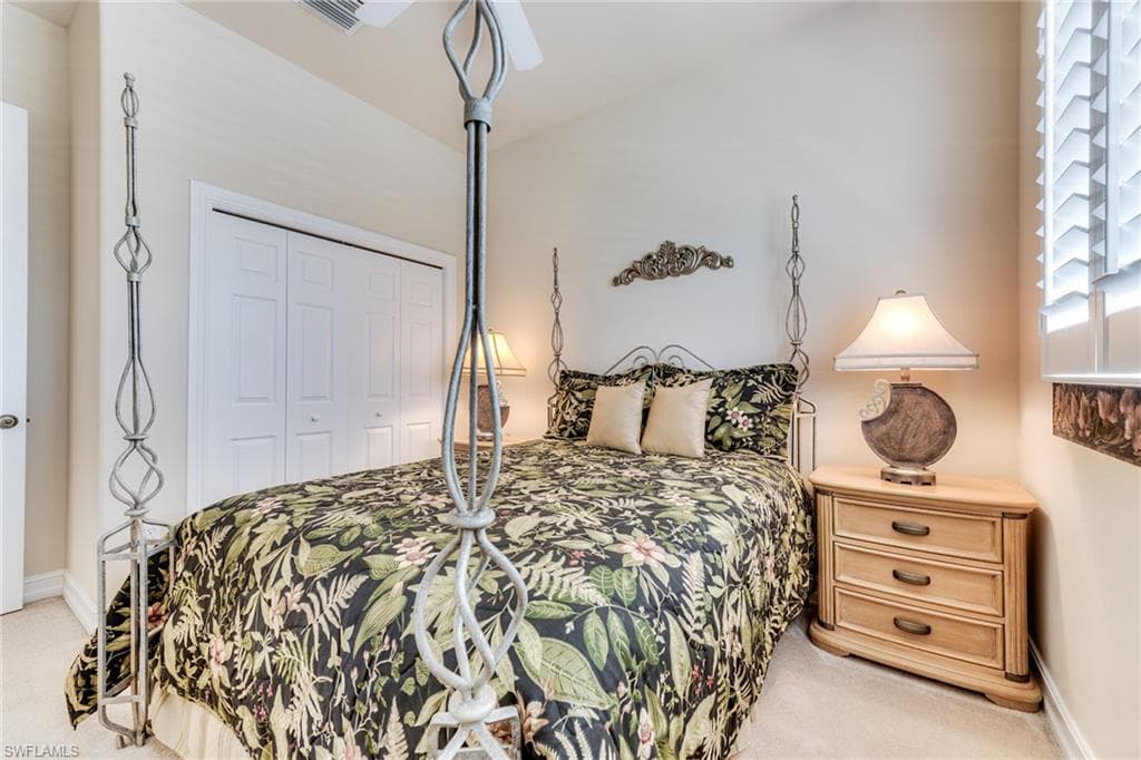 6861 Bent Grass Dr, Naples, FL 34113-28