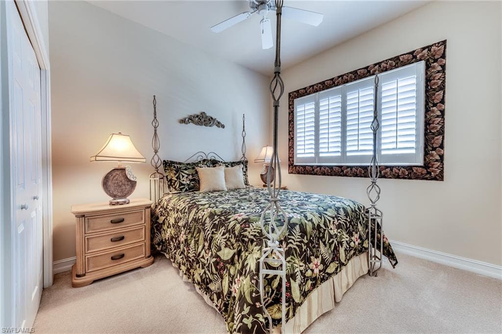 6861 Bent Grass Dr, Naples, FL 34113-29