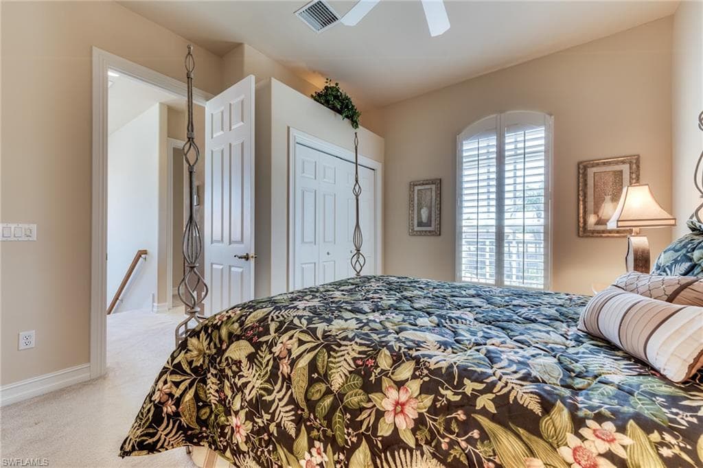 6861 Bent Grass Dr, Naples, FL 34113-31