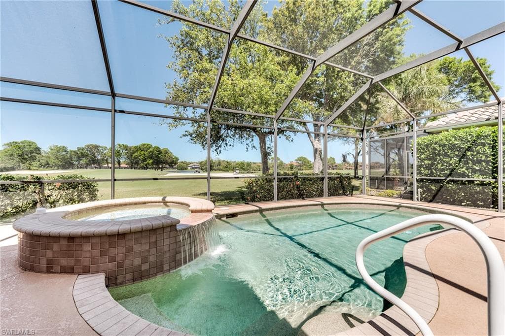 6861 Bent Grass Dr, Naples, FL 34113-41