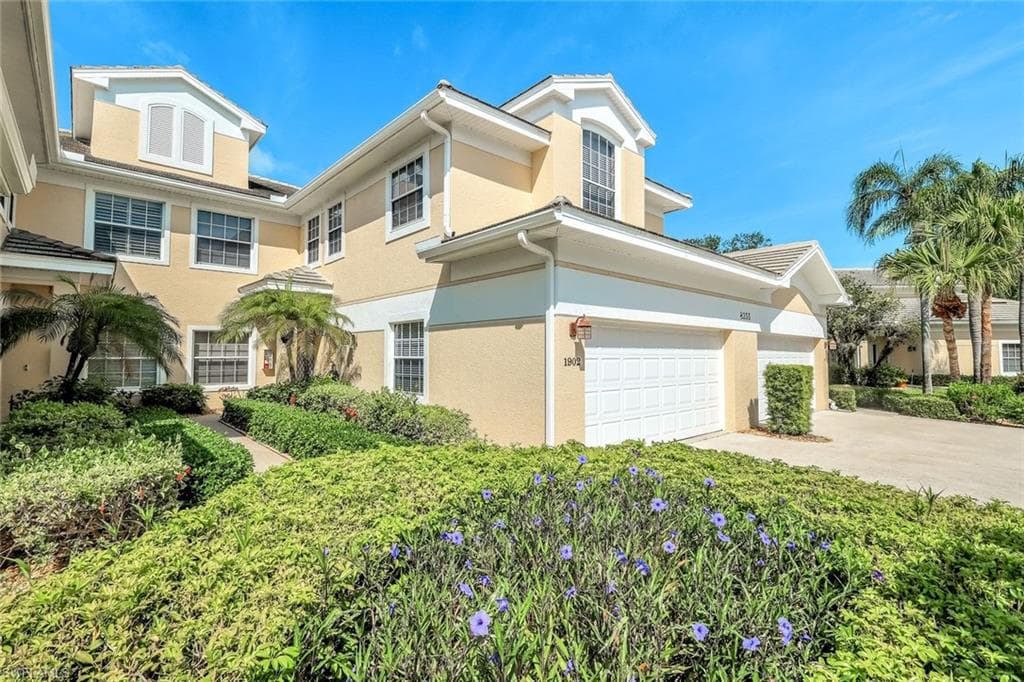8355 Mystic Greens Way 1902, Naples, FL 34113-18