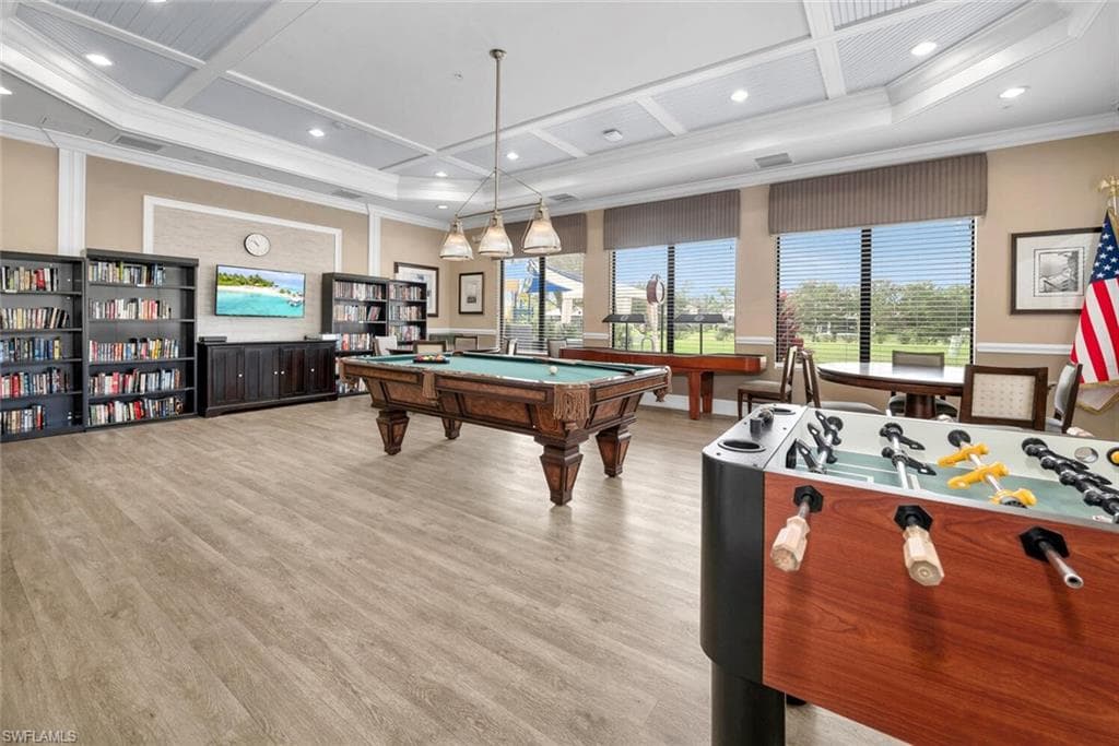 6532 Monterey Pt 202, Naples, FL 34105-28