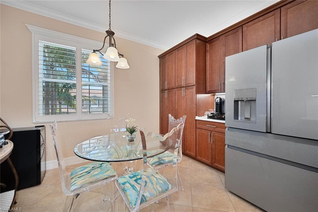 6532 Monterey Pt 202, Naples, FL 34105-6
