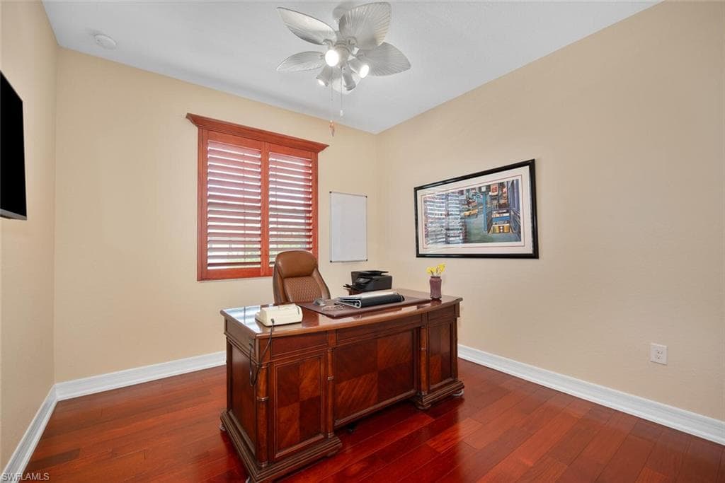 6532 Monterey Pt 202, Naples, FL 34105-8