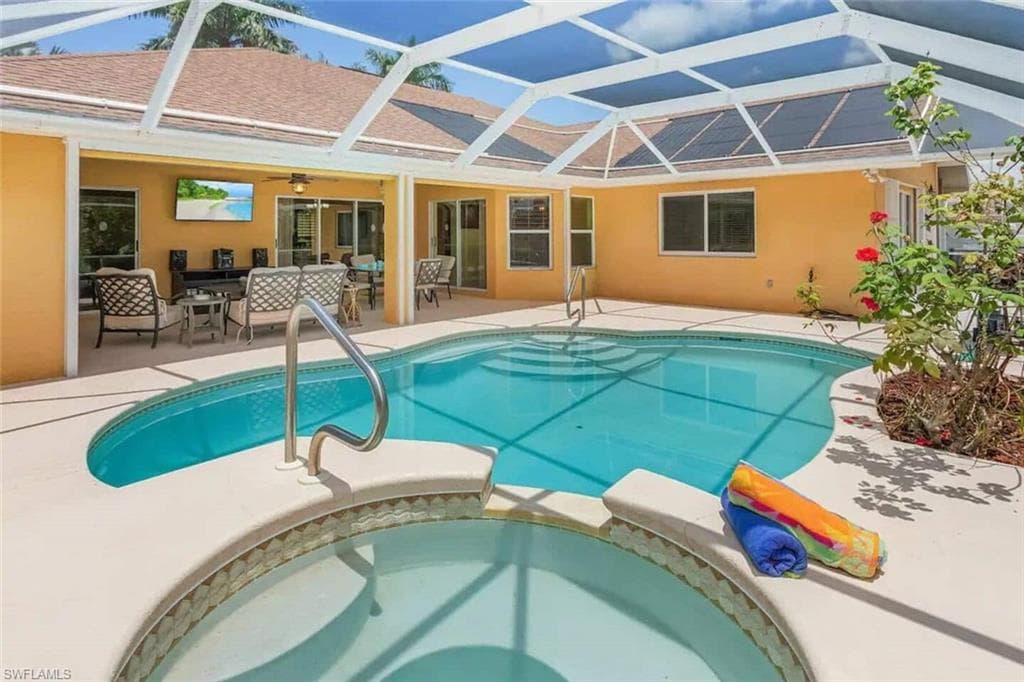1619 31st Ave, Cape Coral, FL 33993-9