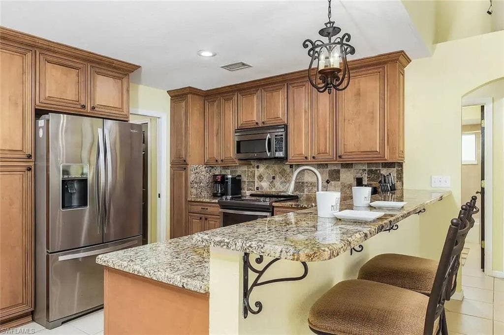 1619 31st Ave, Cape Coral, FL 33993-11