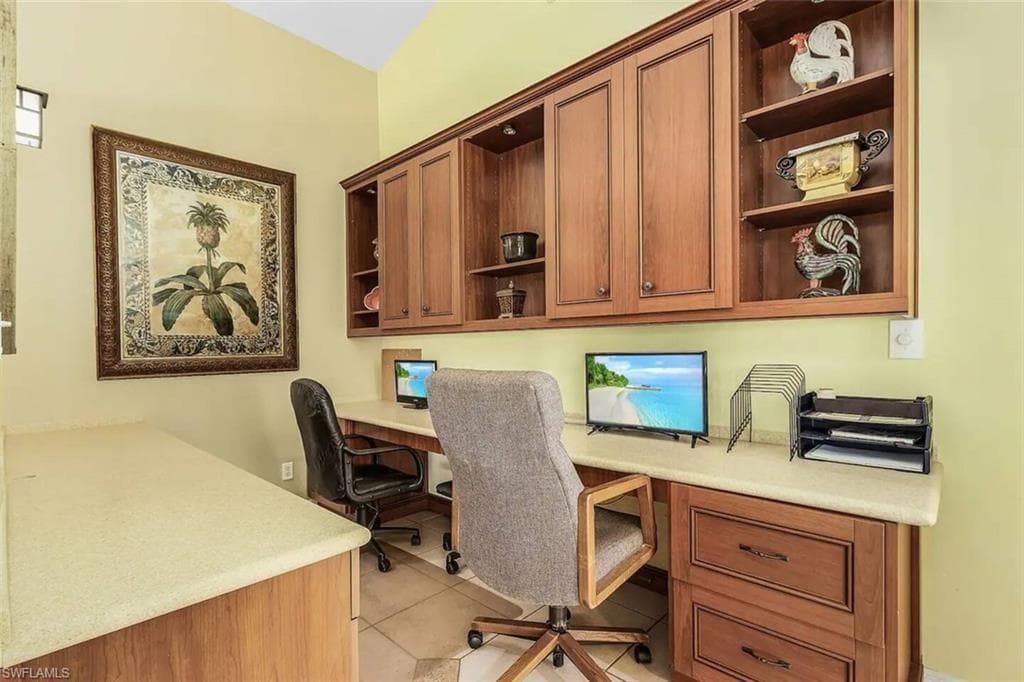 1619 31st Ave, Cape Coral, FL 33993-27