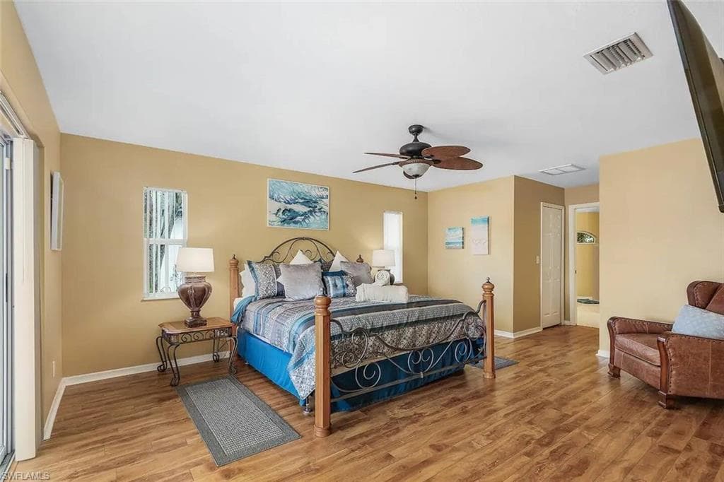 1619 31st Ave, Cape Coral, FL 33993-33